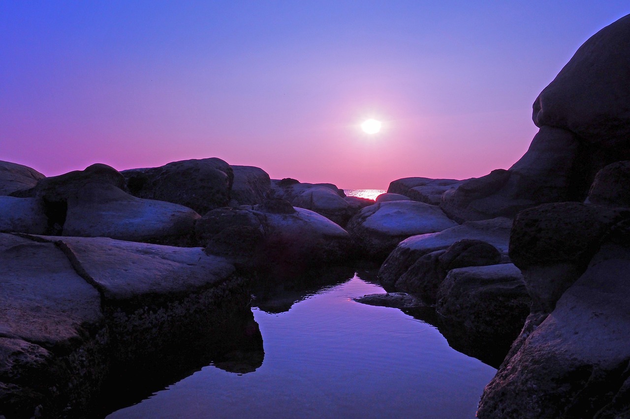 基隆島燈塔 基隆島燈塔