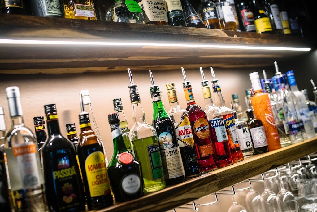 Four Monkeys Bar Four Monkeys Bar