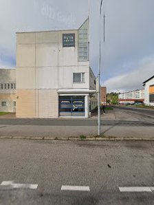 Hyria Riihimäki, Käräjäkatu