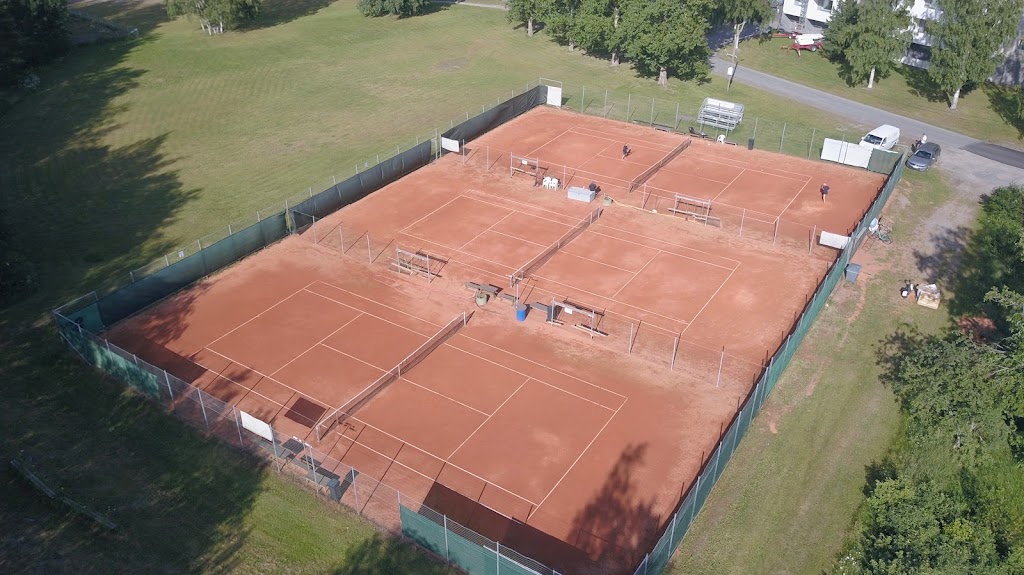 Kasvitarhanpolun tenniskentät/Rauman Verkkopalloseura ry Kasvitarhanpolun tenniskentät/Rauman Verkkopalloseura ry