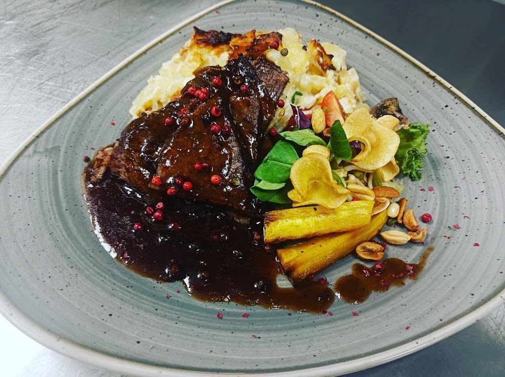 Ravintola & Catering Pisara Oy, Lauttasaari