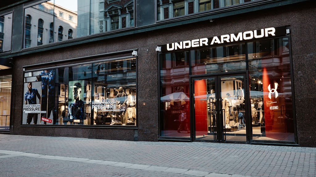 Under Armour Brand House Kluuvikatu 6 Under Armour Brand House Kluuvikatu 6