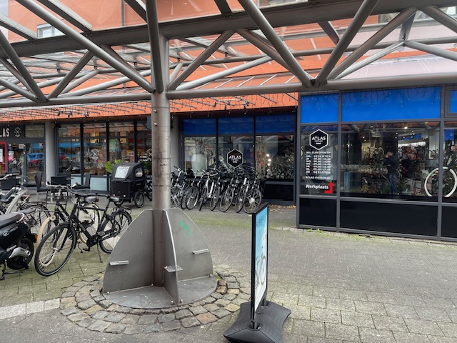 Atlas Fietsen - Fietsenwinkel Alphen aan den Rijn Atlas Fietsen - Fietsenwinkel Alphen aan den Rijn