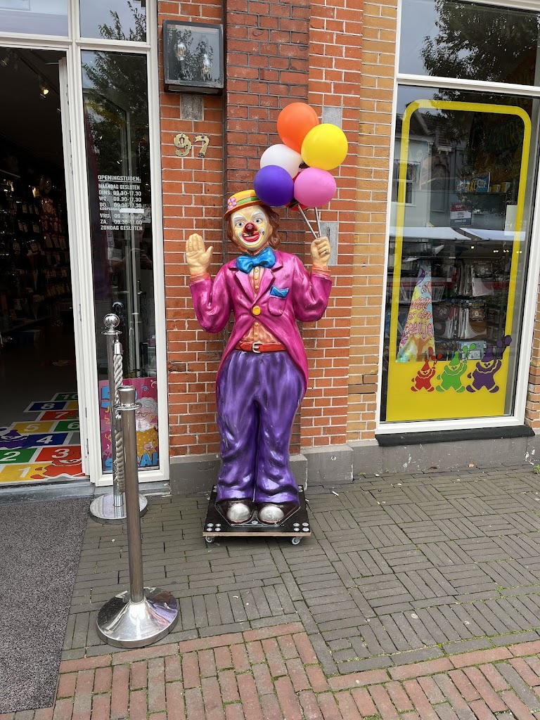 Het feestwinkeltje Het feestwinkeltje
