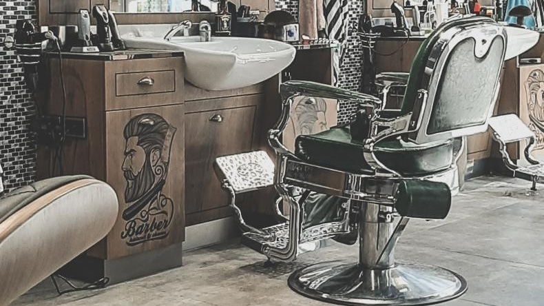 Ilo’s Barbershop