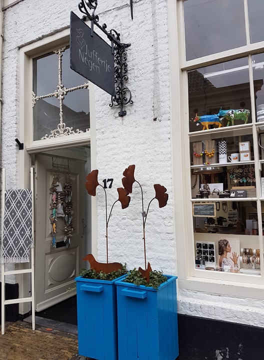 Juffertje Negen Juffertje Negen