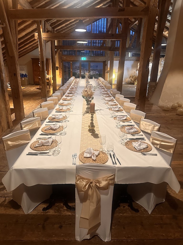 Auberge de La Ferme Droz-dit-Busset Auberge de La Ferme Droz-dit-Busset