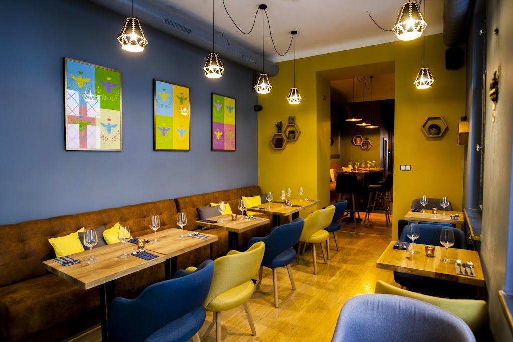 Bee’s Tapas & Restaurant Bee’s Tapas & Restaurant