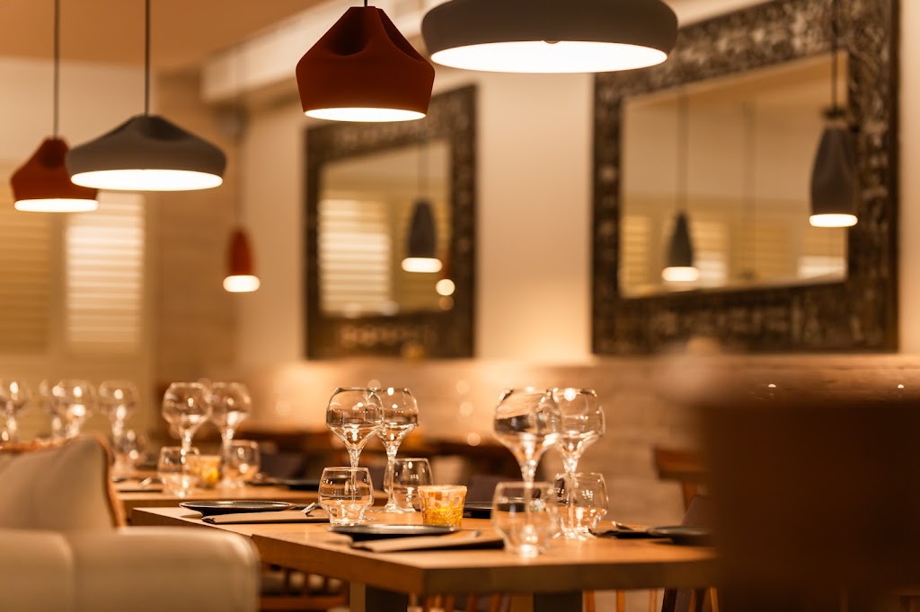 Eat Me Restaurant & Cocktail Lounge Lausanne Eat Me Restaurant & Cocktail Lounge Lausanne