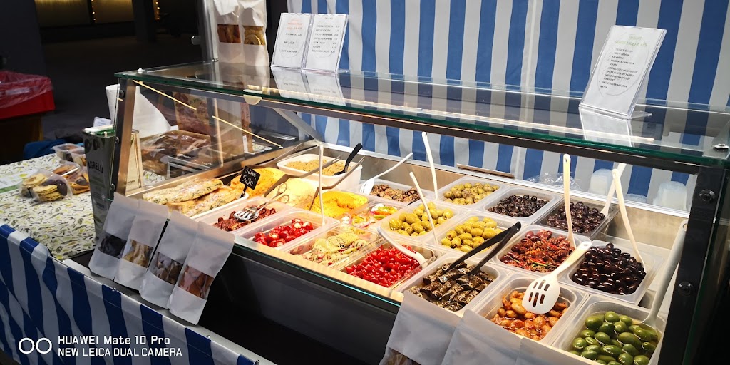 Elia Zeytin - Oliven & Mezze Basel Elia Zeytin - Oliven & Mezze Basel