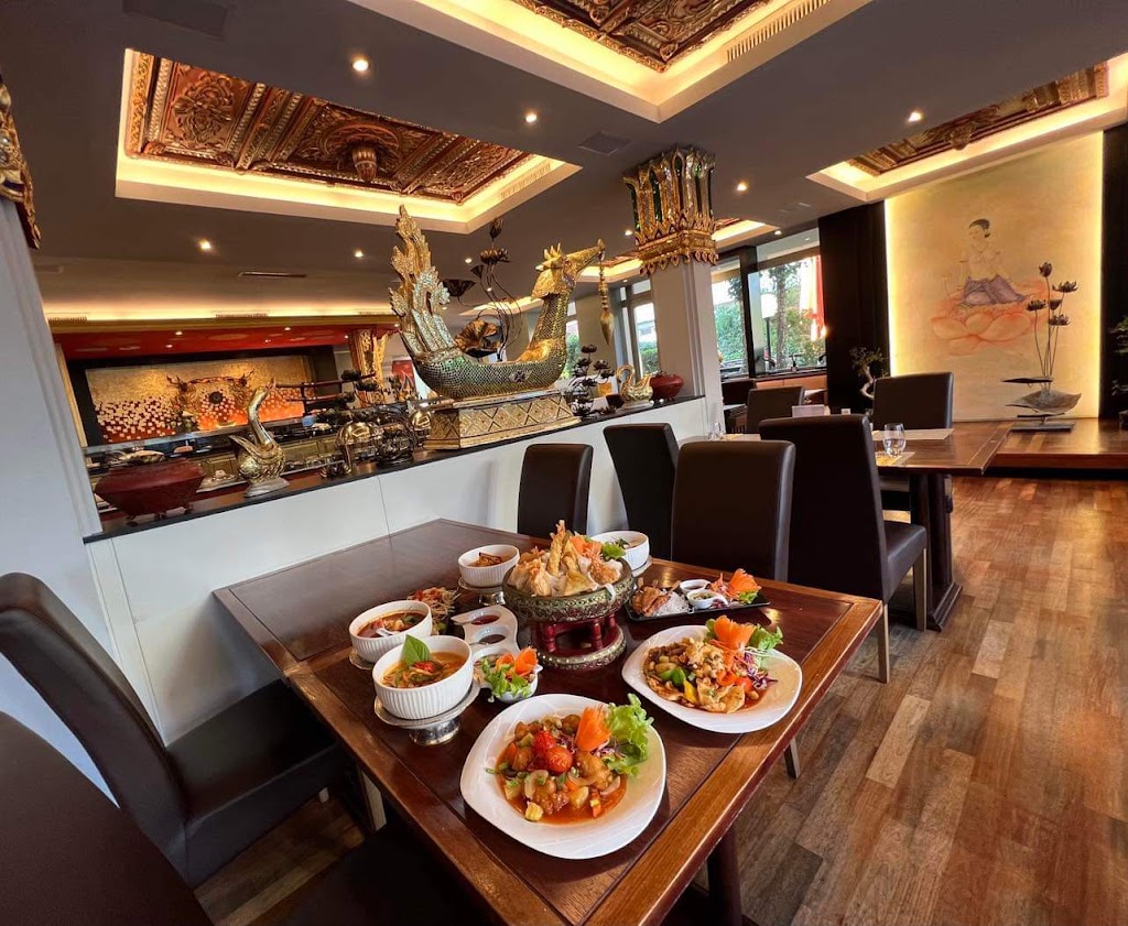 Gaeng Daeng Thai & Sushi Restaurant Gaeng Daeng Thai & Sushi Restaurant