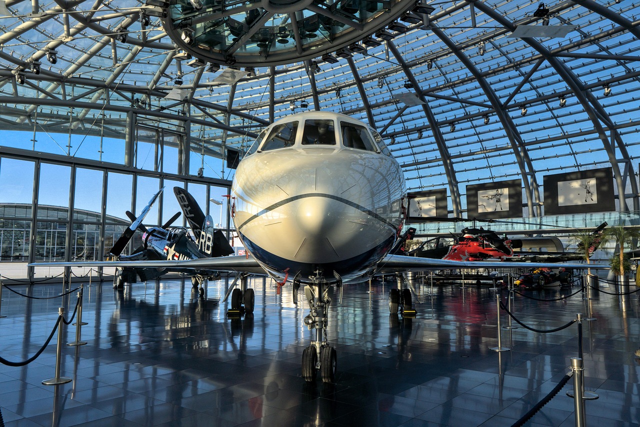 Hangar Hangar