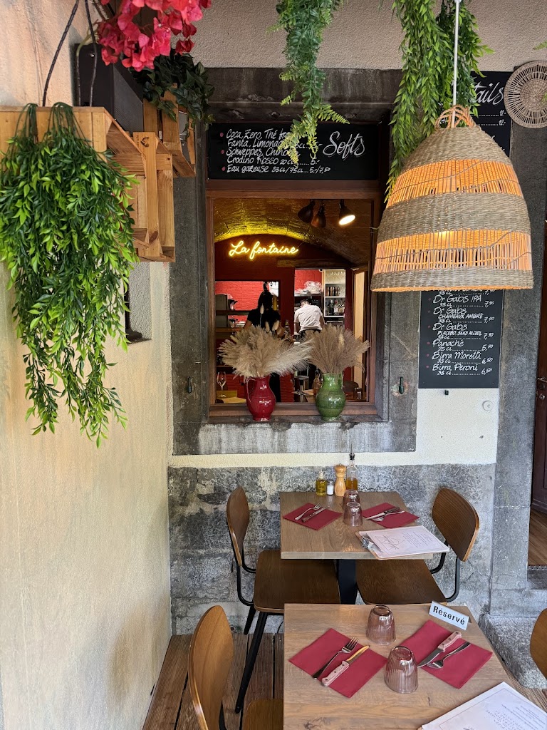 La Fontaine | Restaurant & Bar Montreux