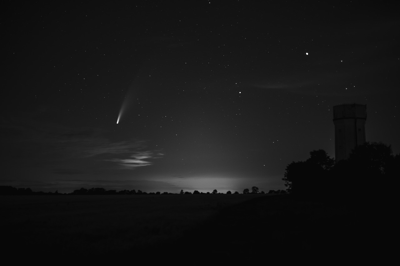 Le Comet Le Comet