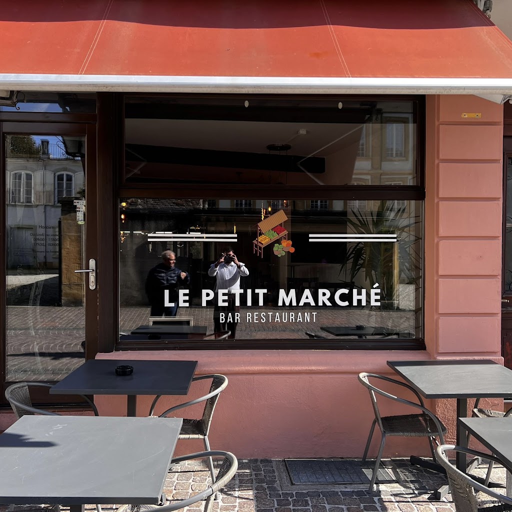 Le Petit Marché