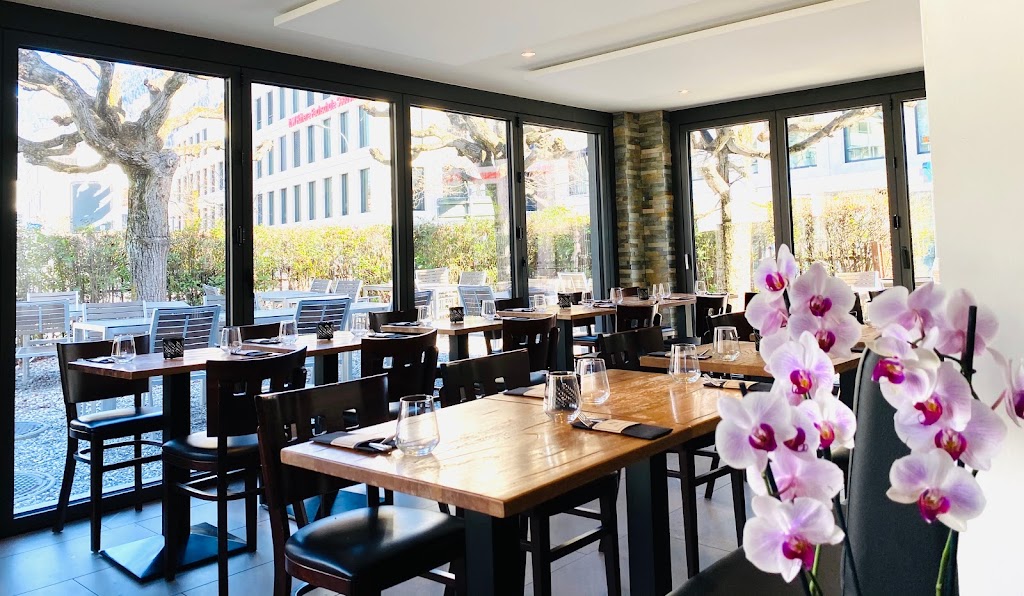 No Name restaurant