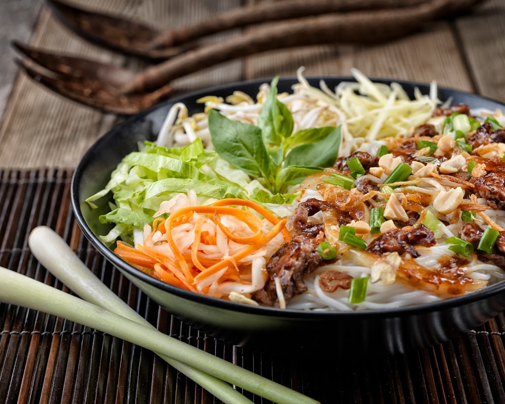 Nón Lá Vietnamese Corner KLARA