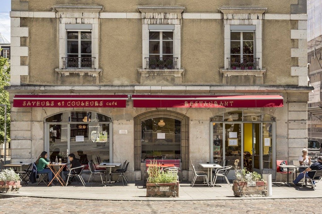 Saveurs et Couleurs Saveurs et Couleurs
