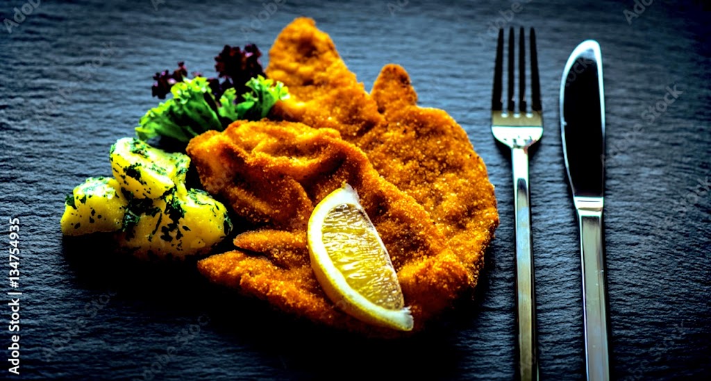 Schnitzel Plaza Ketis Schnitzel Plaza Ketis