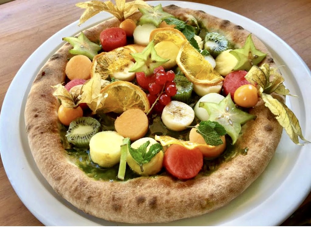 Street pizza