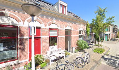 Dr Roeland Paardekooper Dr Roeland Paardekooper